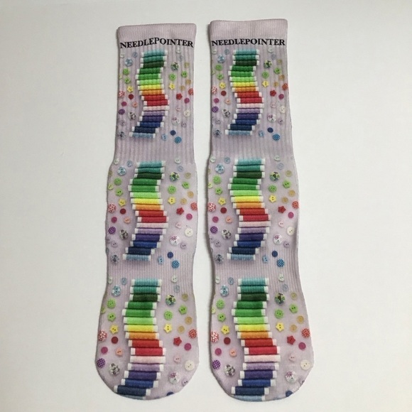 Needle-pointer MEDIUM Crew Socks Seamstress Fun Print Women’s Novelty Purple - Picture 5 of 7